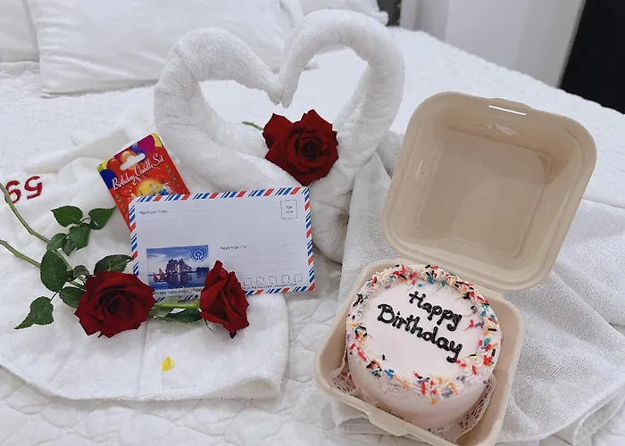 Golden Rose Premium Hotel Hanoi